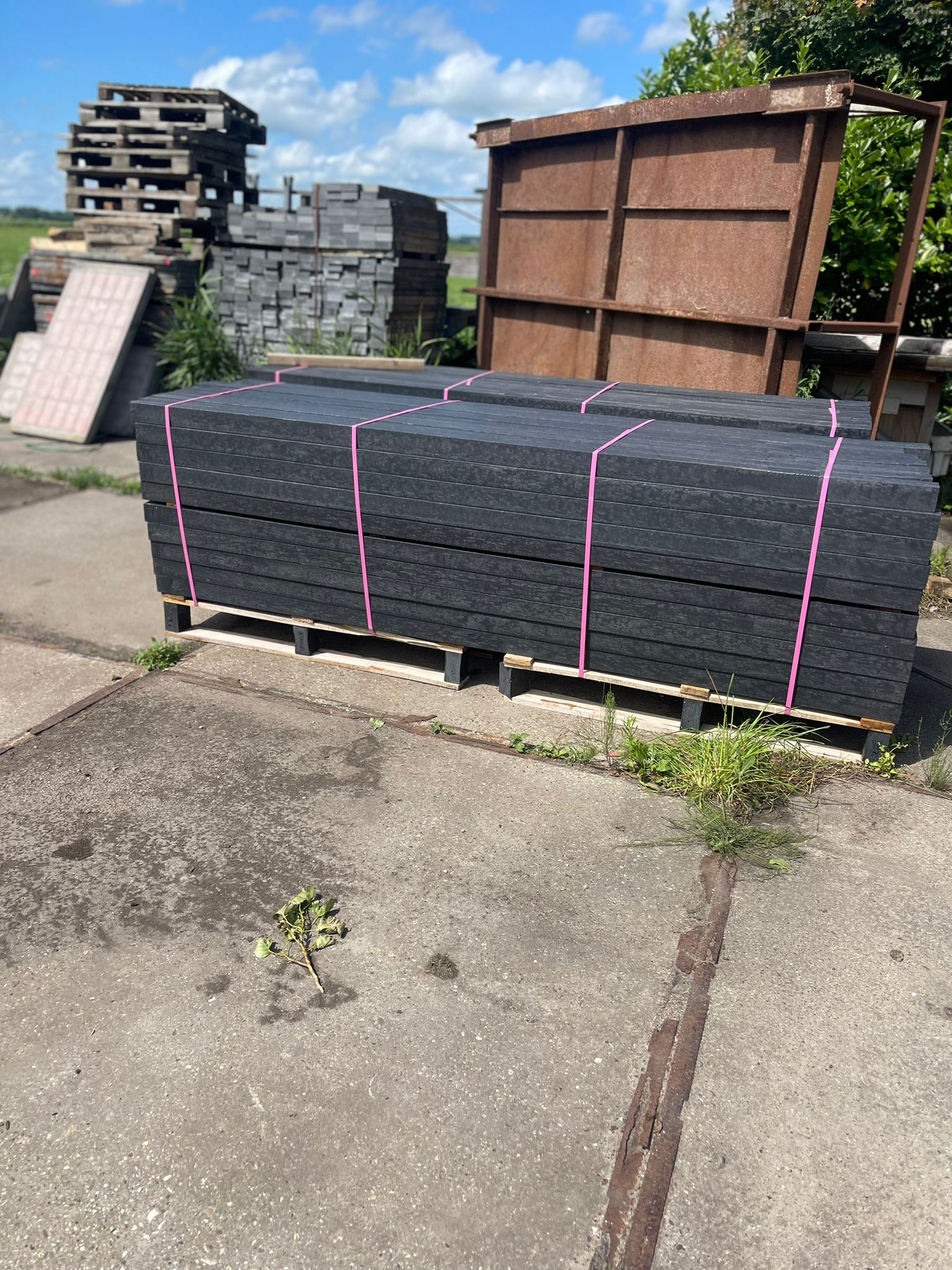 rechts Staal versterkte Kunststof Palen 7x7x260