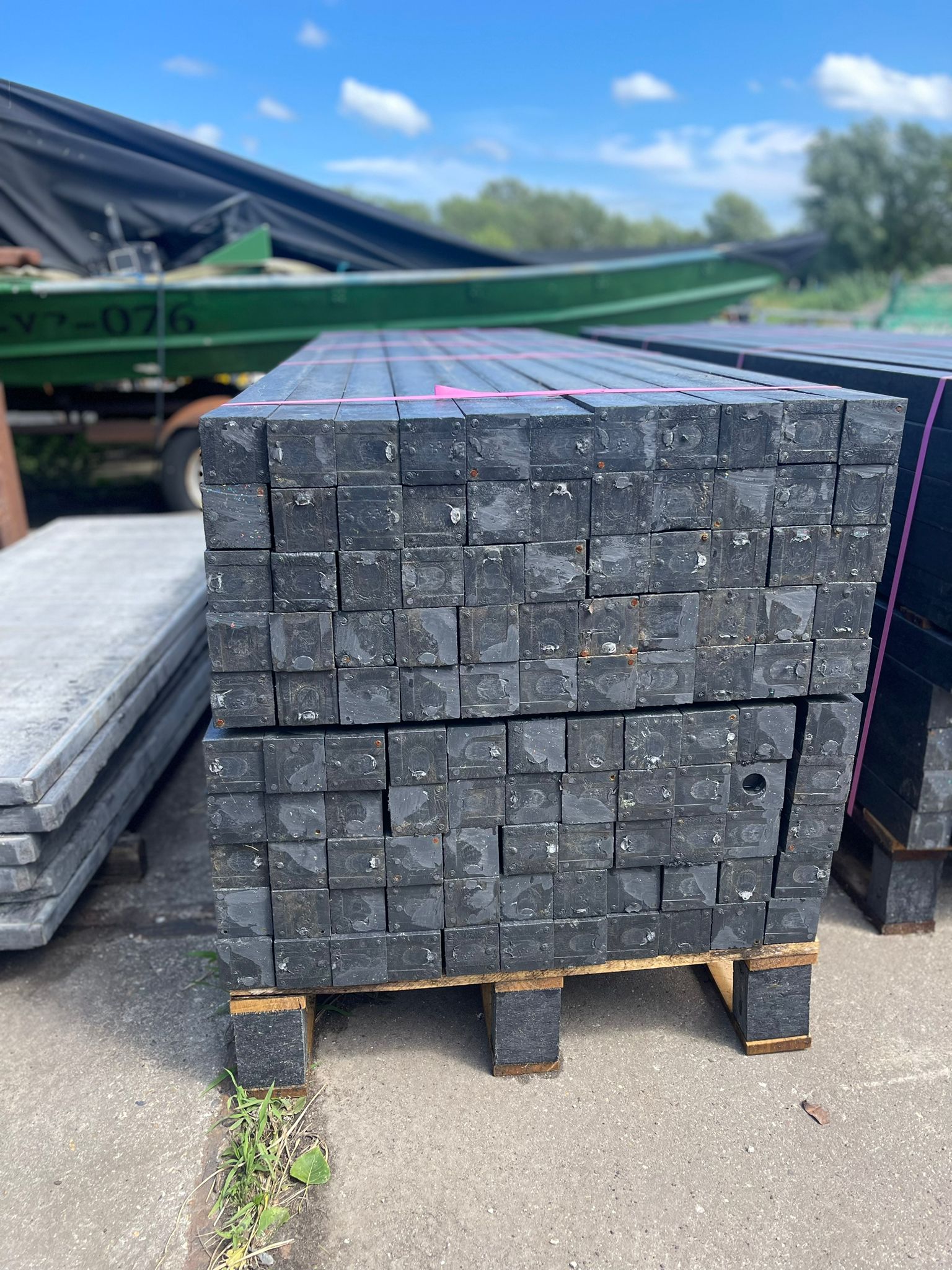 Staalversterkte kunststof palen